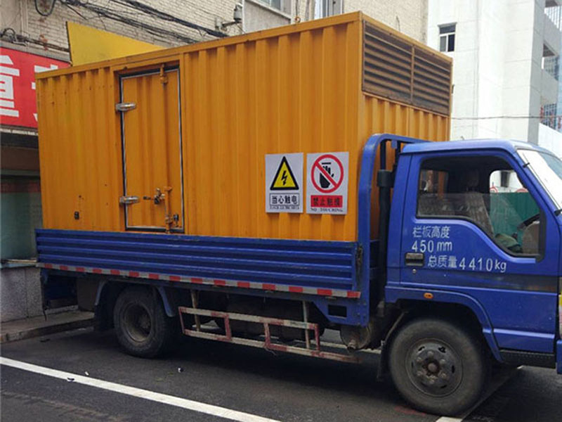 和平租赁发电机-夏天柴油发电机组租赁高温的原因及解决方法