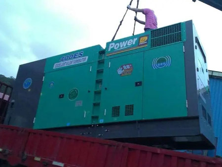 和平柴油发电机组转速不稳定时，如何对发动机进行维护？