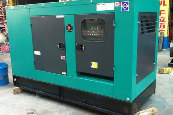 和平如何检查机油的使用时间？