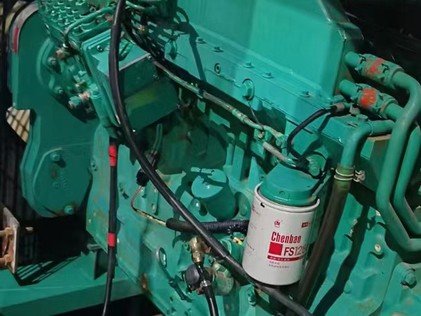 和平如何确定新的发电机组控制系统是否与原系统兼容？