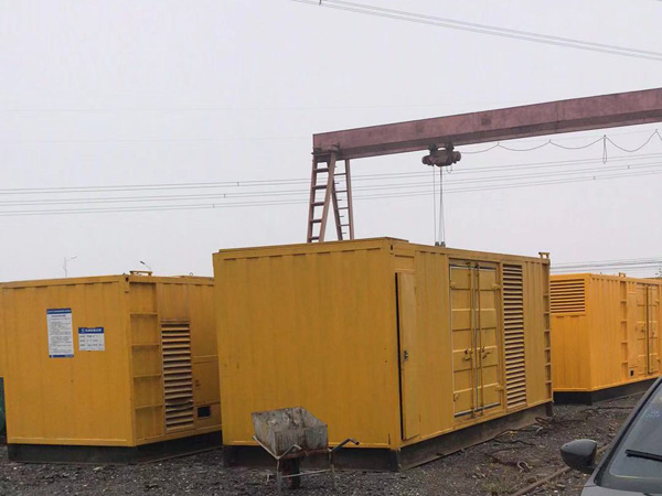 和平100kw柴油发电机组每小时油耗？